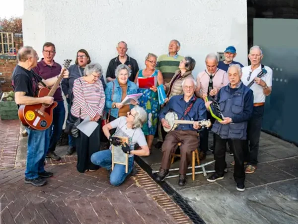 folk and shanty group